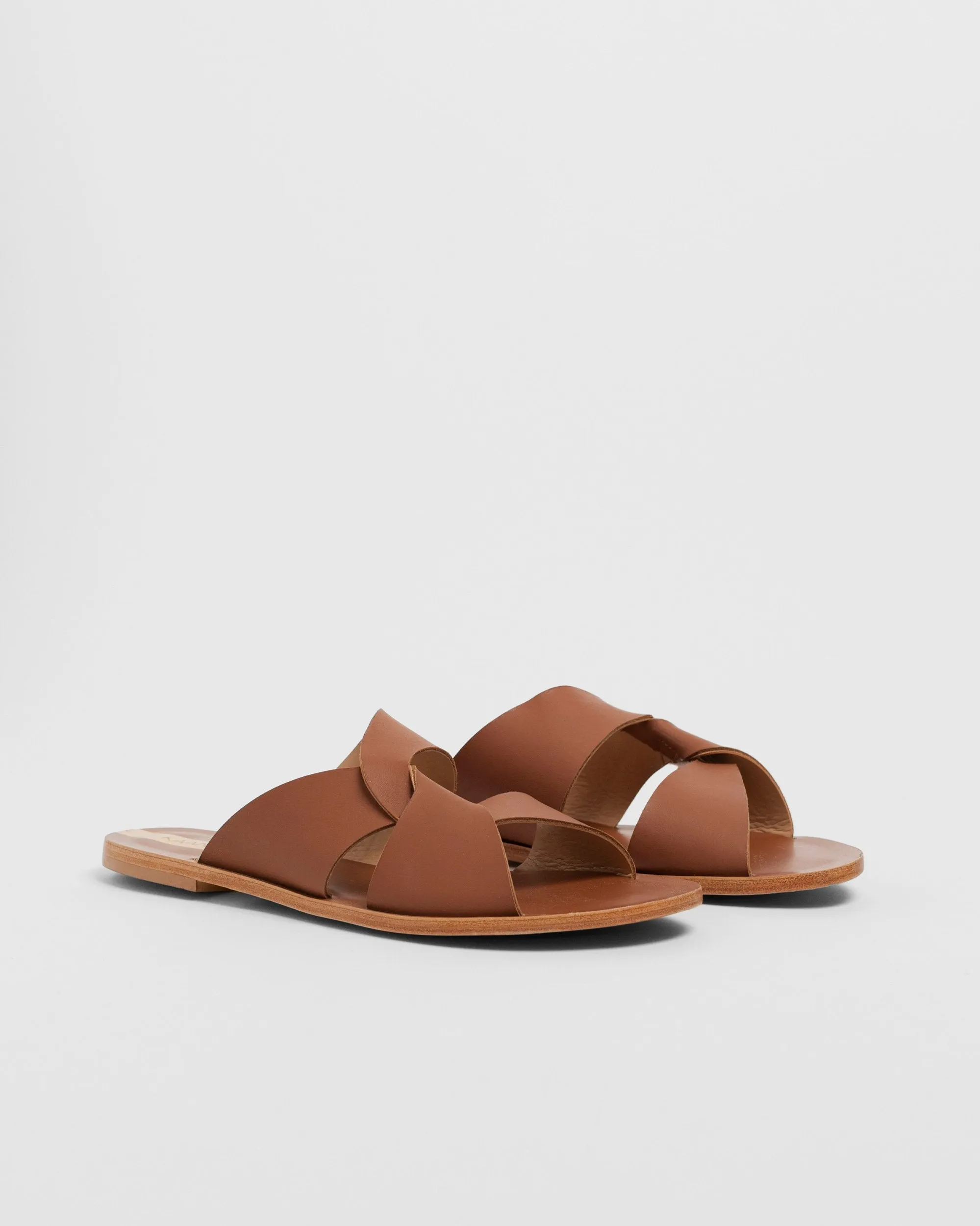 Belo Horizonte Twisted Leather Sandal