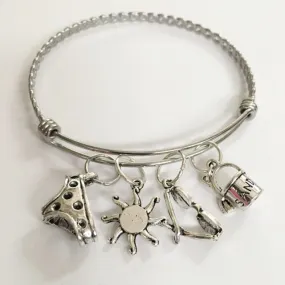 Charm bracelet; I love the beach theme/ "Grand Cayman"