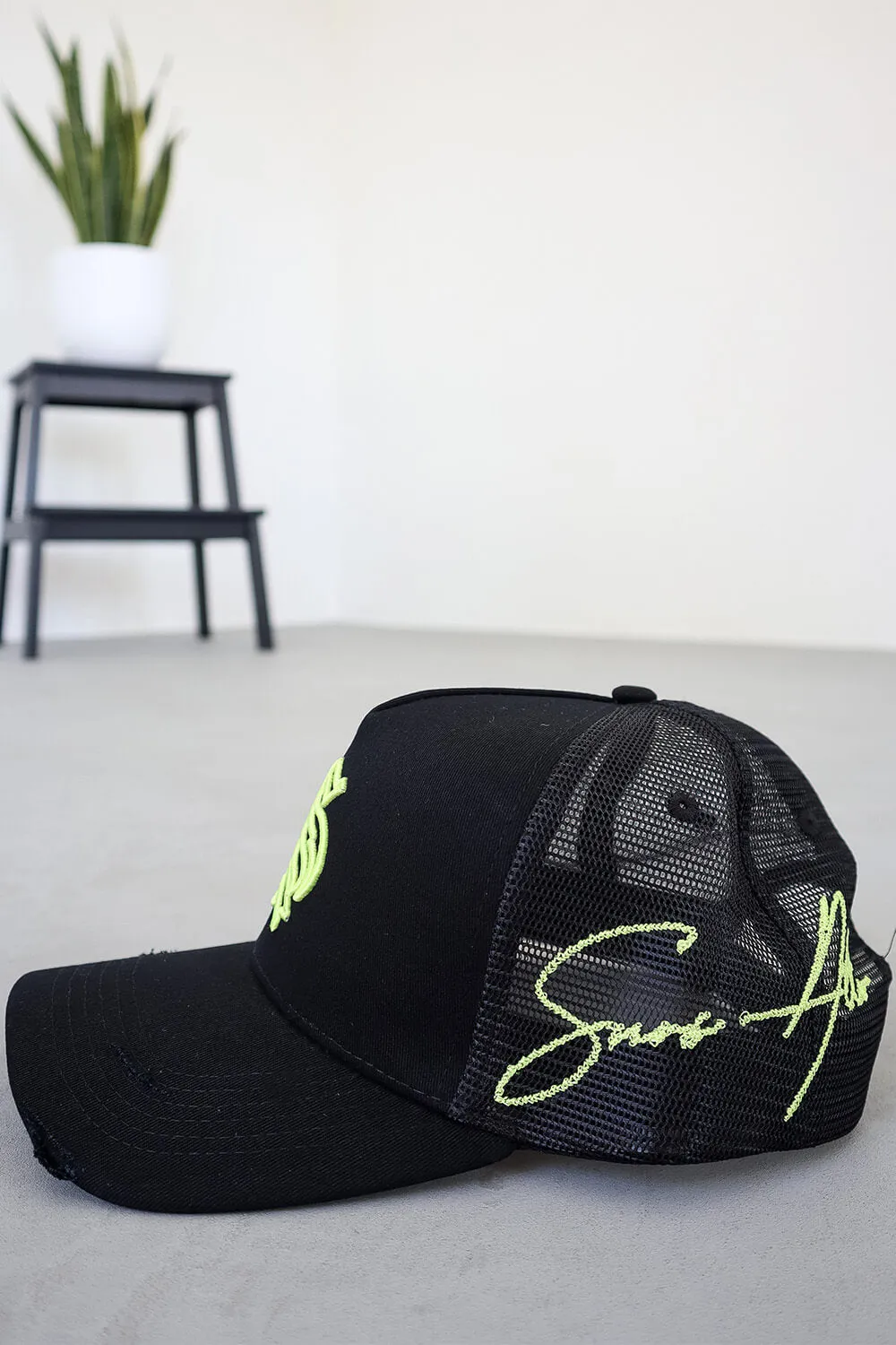 Distressed Trucker Hat - Black/Neon Yellow