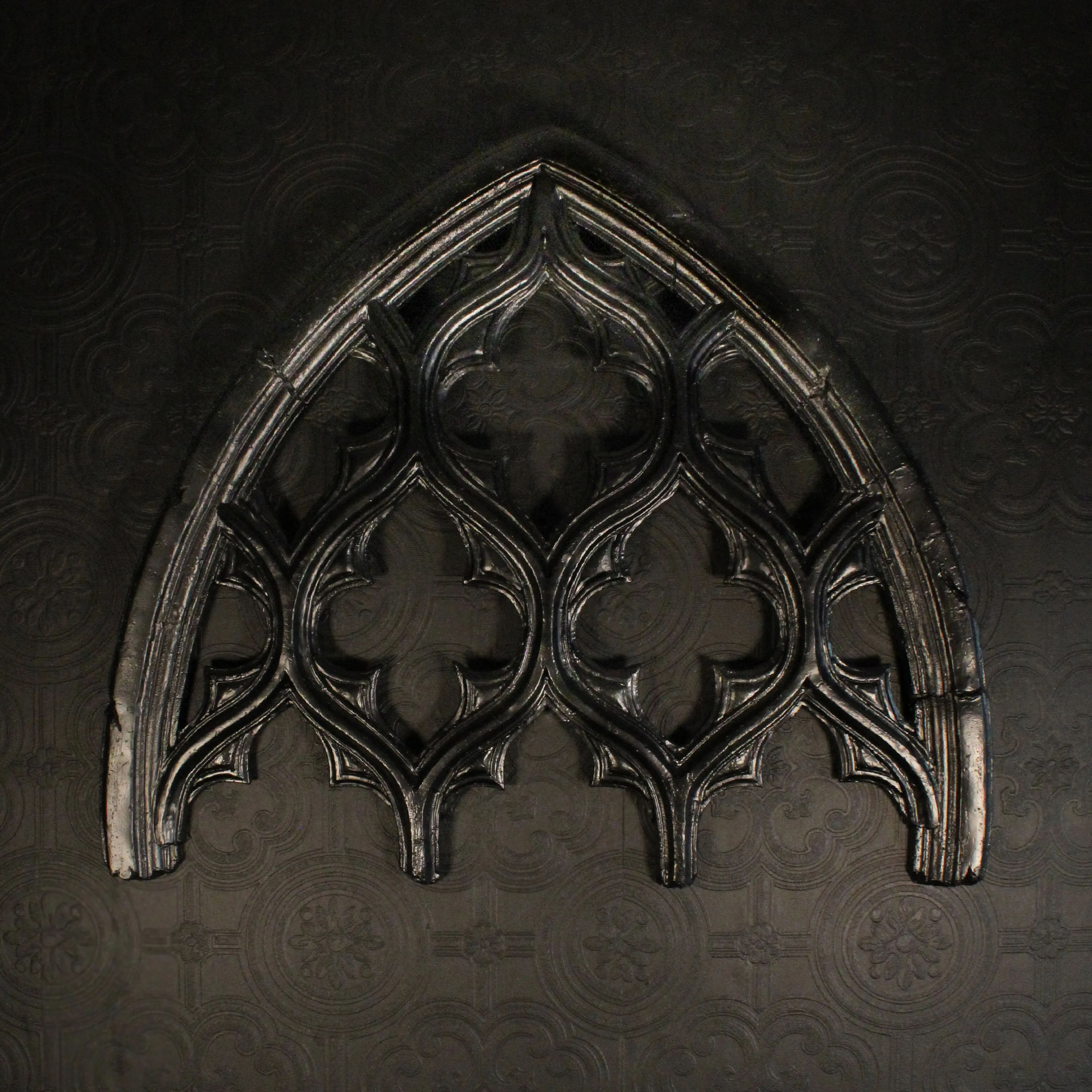 Ogival - Gothic Arch Wall Decor